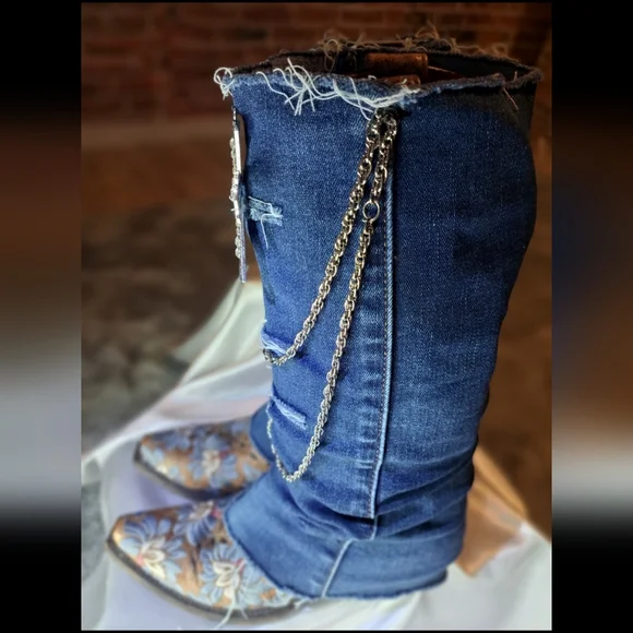 Sexy BOOT COVERS - Picture 3 of 11